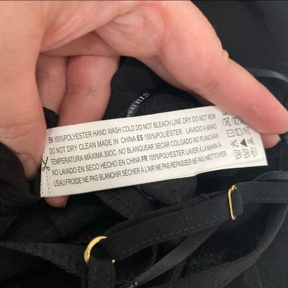 Forever 21 Black Cutout back Jumpsuit Size Medium - Picture 11 of 12